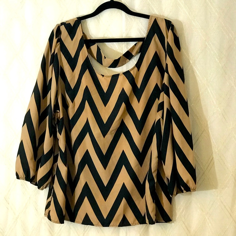 Black and Tan Top - Picture 1 of 3